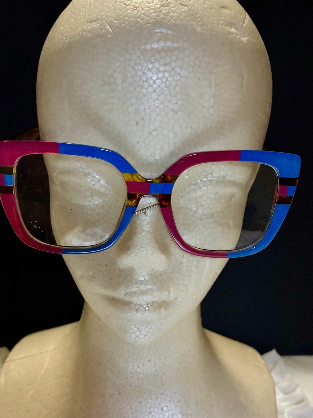 Beautiful multi color fashion glasses